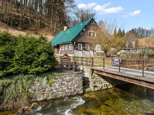 Prodej chalupy 270 m², pozemek 1746 m²