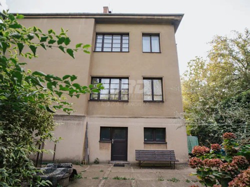 Prodaný dům 300 m², pozemek 1159 m²