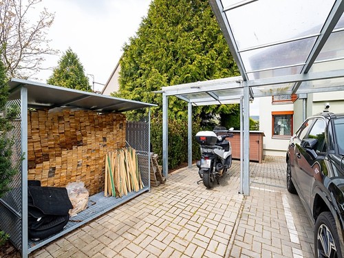 Prodaný dům 250 m², pozemek 914 m²