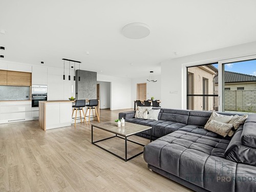 Prodaný dům 181 m², pozemek 928 m²