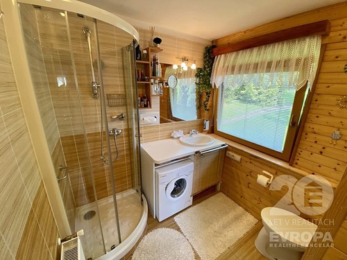 Prodaná chata 141 m², pozemek 912 m²