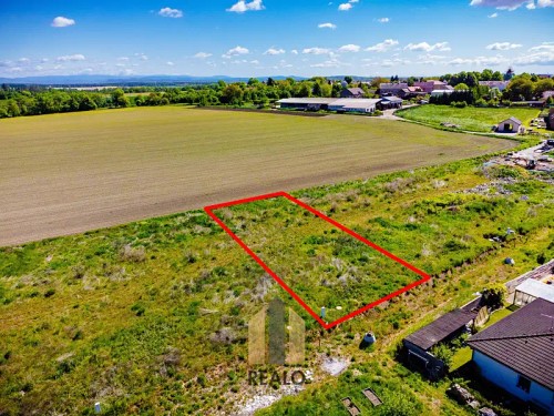 Prodej stavebního pozemku 748 m²