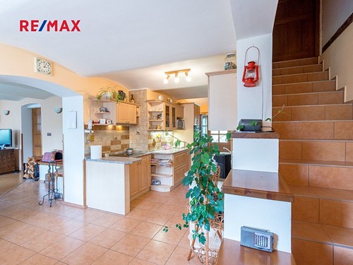 Prodaný dům 353 m², pozemek 3096 m²