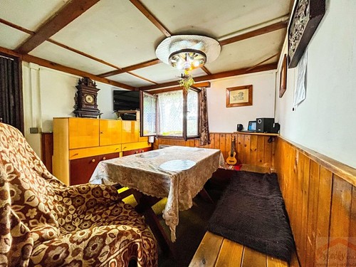 Prodaná chata 55 m², pozemek 398 m²