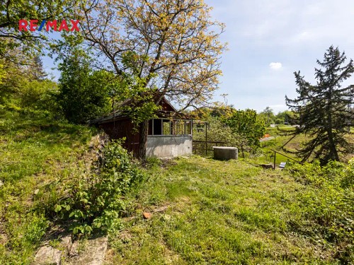 Prodej stavebního pozemku 1537 m²