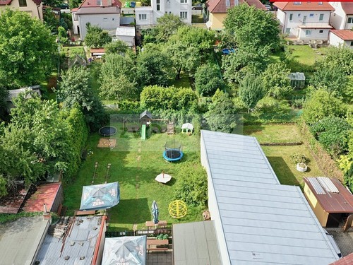 Prodaná vila 280 m², pozemek 743 m²