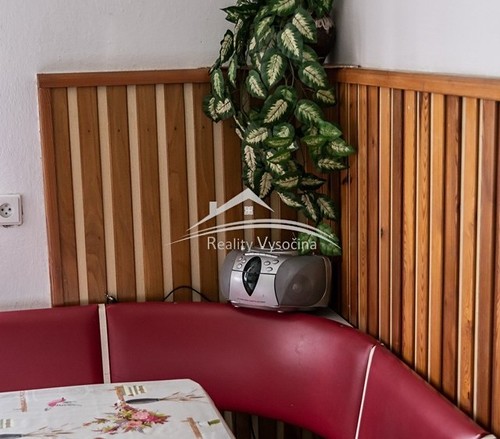 Prodaná chalupa 250 m², pozemek 7852 m²