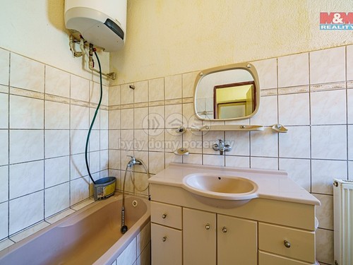 Prodaný dům 337 m², pozemek 947 m²
