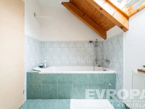 Prodej domu 110 m², pozemek 1945 m²