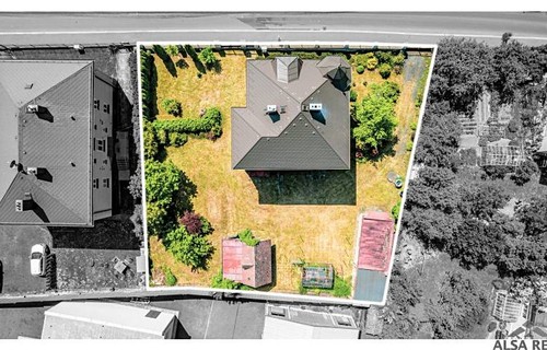 Prodaná vila 396 m², pozemek 1181 m²