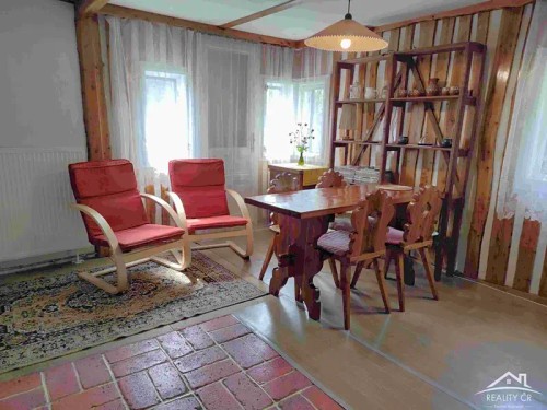 Prodej chaty 175 m², pozemek 553 m²
