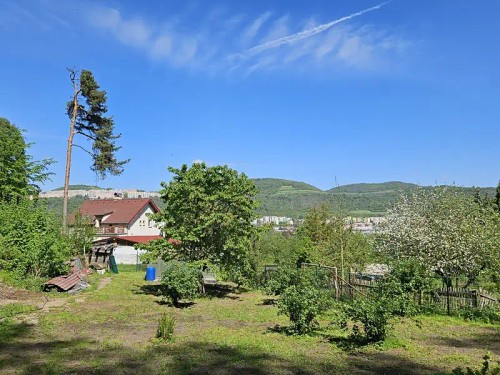 Prodaný dům 200 m², pozemek 1965 m²