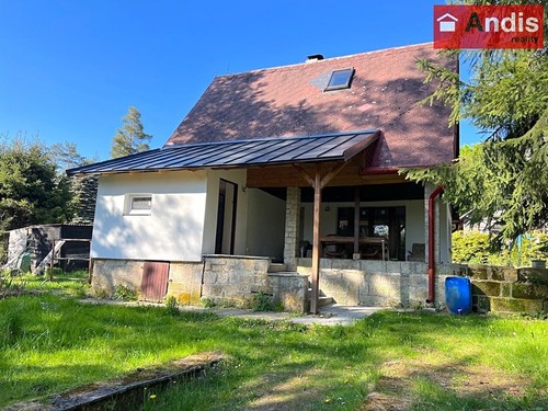 Prodaná chata 140 m², pozemek 1127 m²