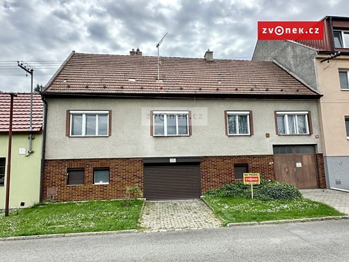 Prodaný dům 350 m², pozemek 869 m²