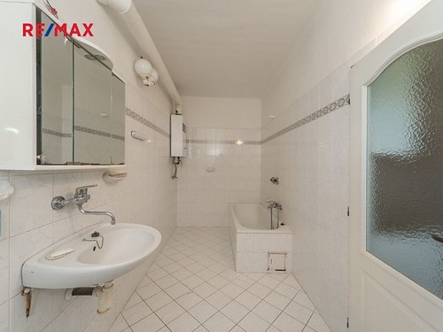 Prodaný dům 358 m², pozemek 1200 m²