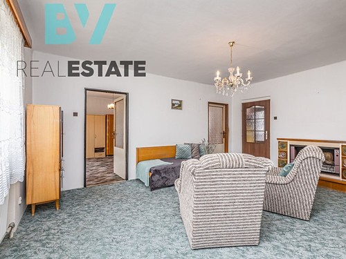 Prodaný dům 300 m², pozemek 665 m²