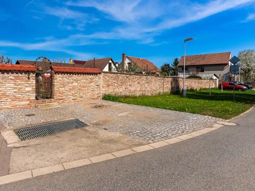 Prodaný  dům 203 m², pozemek 888 m²