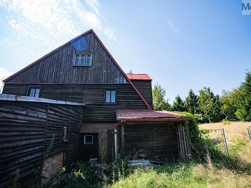 Prodej domu 2300 m², pozemek 2325 m²
