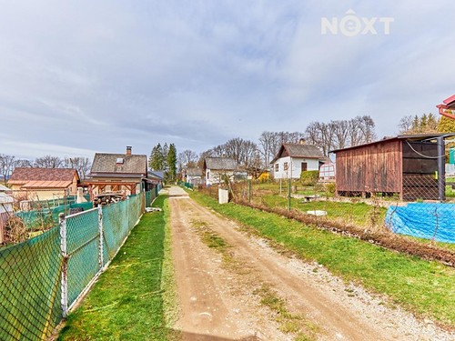 Prodaná chata 25 m², pozemek 398 m²