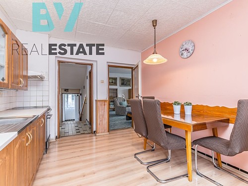 Prodaný dům 300 m², pozemek 665 m²