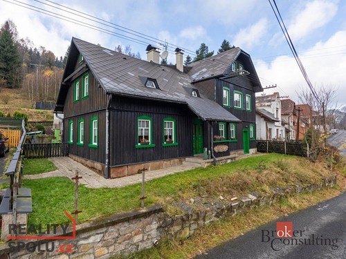 Prodaný dům 350 m², pozemek 440 m²