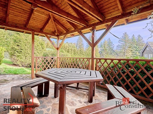 Prodaný dům 200 m², pozemek 2017 m²