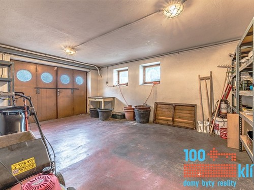 Prodaný dům 280 m², pozemek 1048 m²