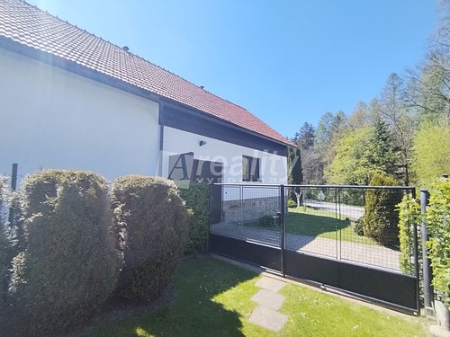 Prodaná chalupa 275 m², pozemek 1353 m²