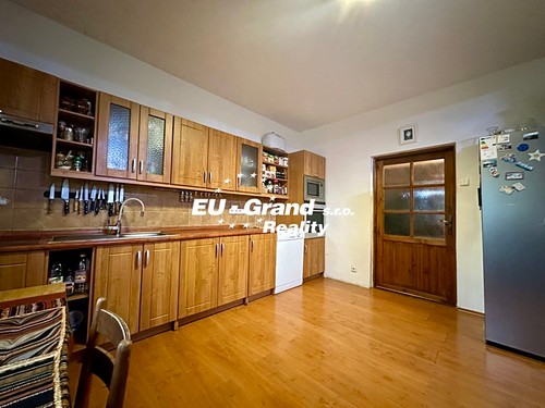 Prodaný dům 194 m², pozemek 898 m²