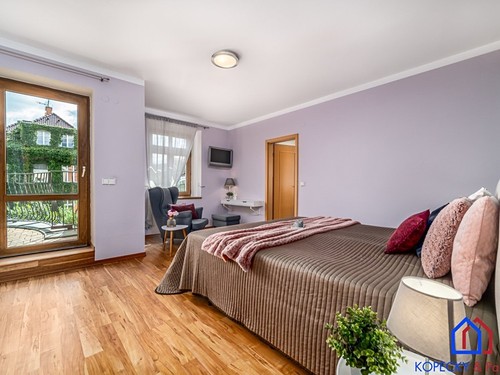 Prodaná vila 468 m², pozemek 1000 m²