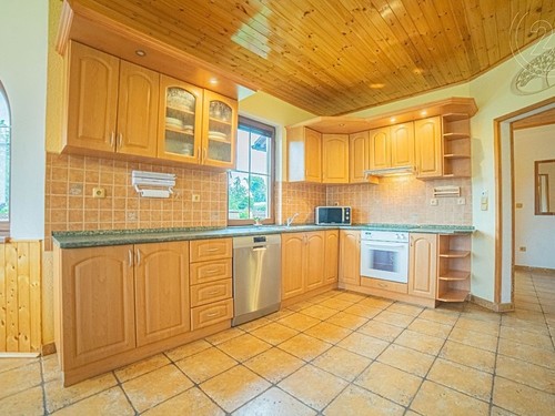 Prodaný dům 365 m², pozemek 2409 m²
