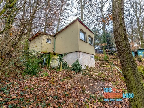 Prodaná chata 28 m², pozemek 701 m²