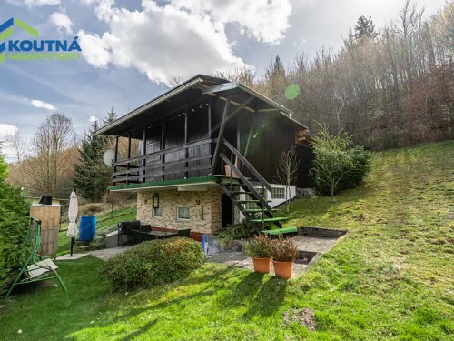 Prodej stavebního pozemku 880 m²