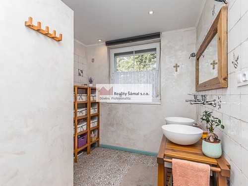 Prodaný dům 262 m², pozemek 895 m²