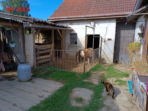 Prodaný dům 100 m², pozemek 10924 m²