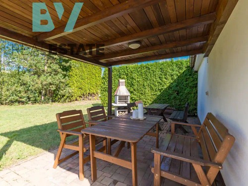 Prodaný dům 345 m², pozemek 1944 m²