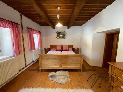 Prodej chalupy 320 m², pozemek 41078 m²