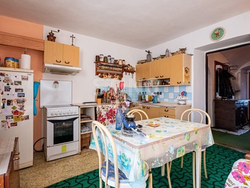 Prodaný dům 176 m², pozemek 1927 m²