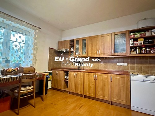 Prodaný dům 194 m², pozemek 898 m²