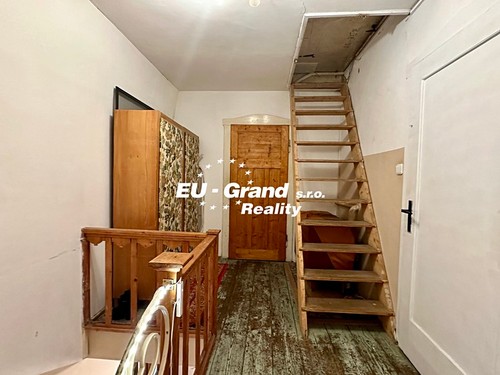 Prodaný dům 194 m², pozemek 898 m²