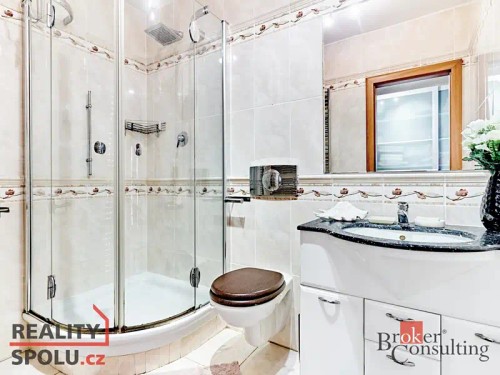 Prodej domu 202 m², pozemek 965 m²
