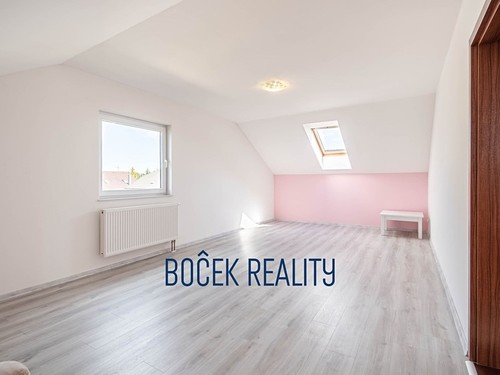 Prodaný dům 205 m², pozemek 990 m²