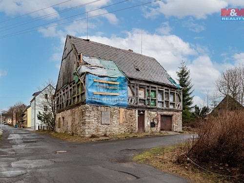 Prodaná chata 250 m², pozemek 942 m²