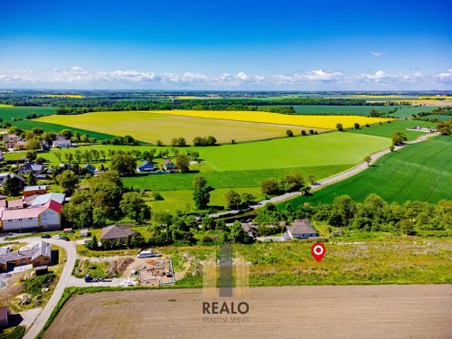Prodej stavebního pozemku 748 m²