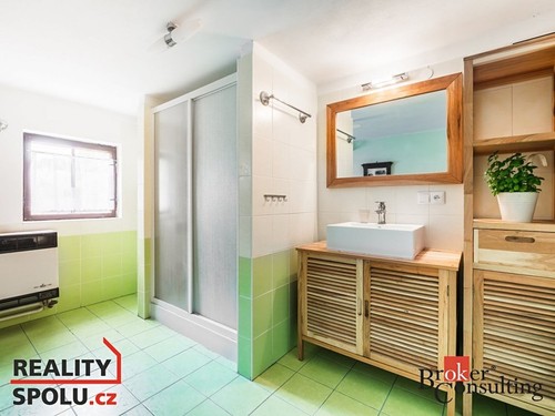 Prodaná chalupa 95 m², pozemek 382 m²