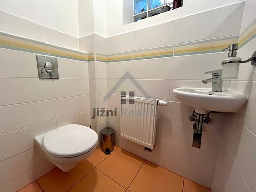 Prodaný dům 350 m², pozemek 1762 m²