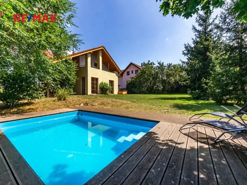 Prodaný dům 244 m², pozemek 1017 m²