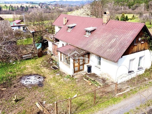 Prodaná chalupa 180 m², pozemek 857 m²