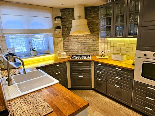Prodaný dům 358 m², pozemek 463 m²