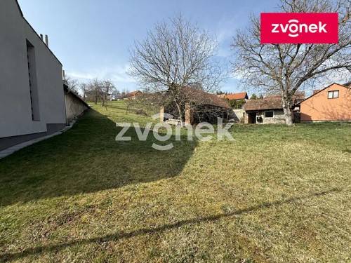 Prodej stavebního pozemku 800 m²